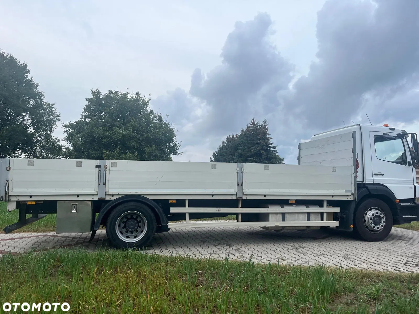 Mercedes-Benz AXOR - 10