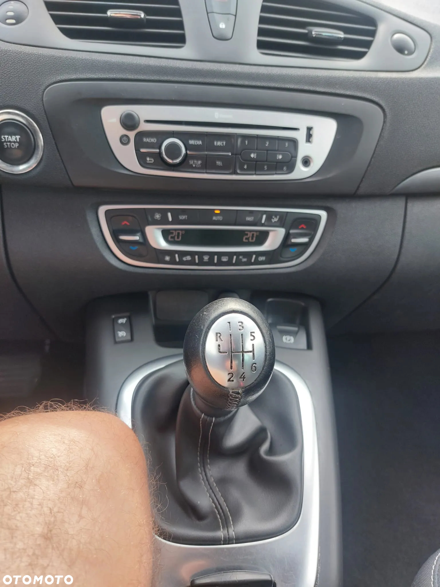 Renault Scenic ENERGY TCe 130 S&S LIMITED - 13