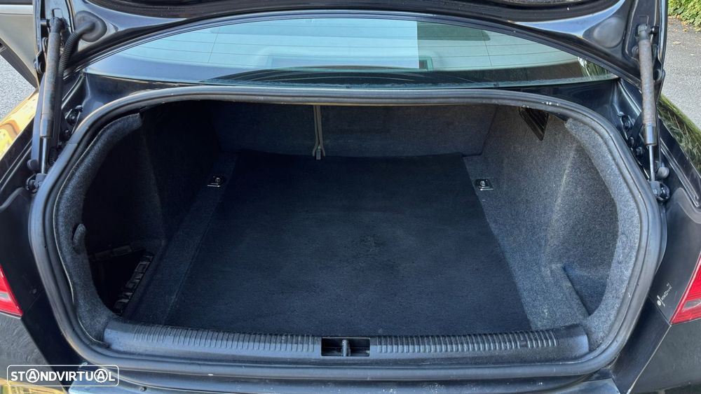 Audi A4 2.0 TDI - 16