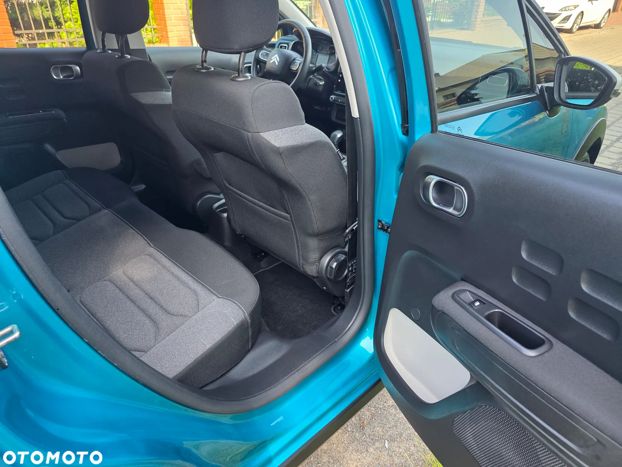 Citroën C3 1.2 PureTech Shine EAT6 - 16