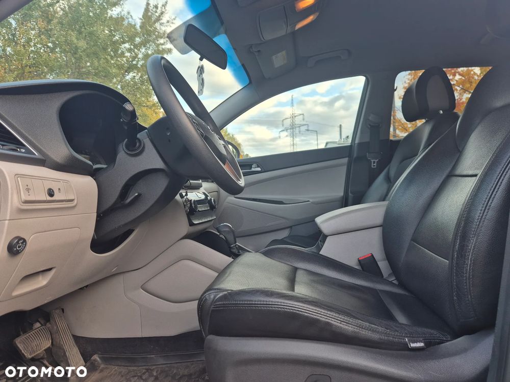 Hyundai Tucson - 16