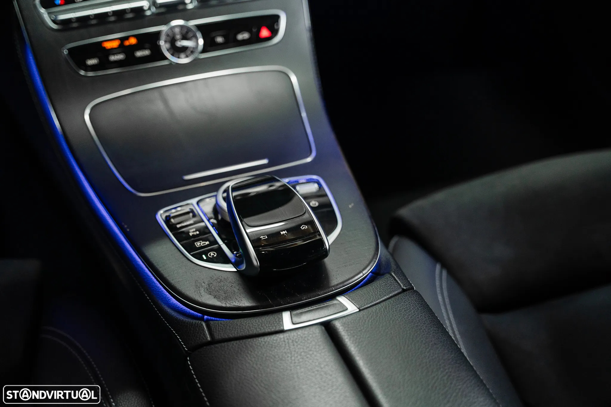 Mercedes-Benz E 220 d AMG Line - 14