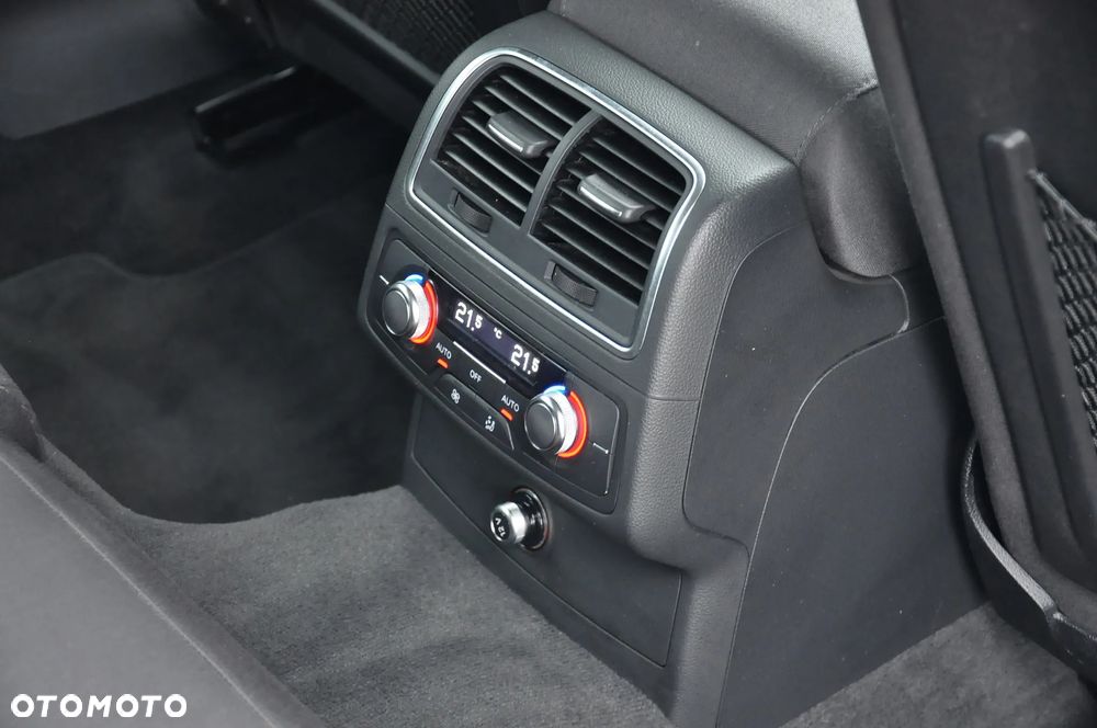 Audi A6 Avant - 32