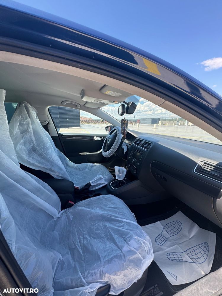 Volkswagen Jetta 1.2 TSI Comfortline - 7