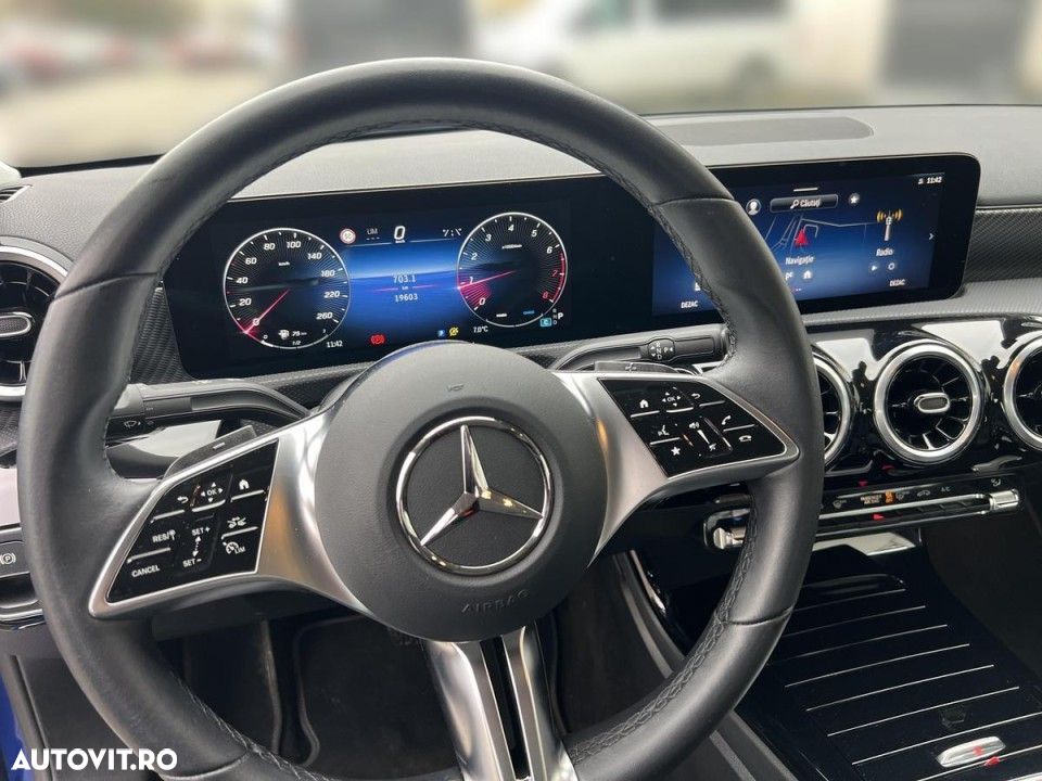Mercedes-Benz A 180 MHEV 7G-DCT - 11