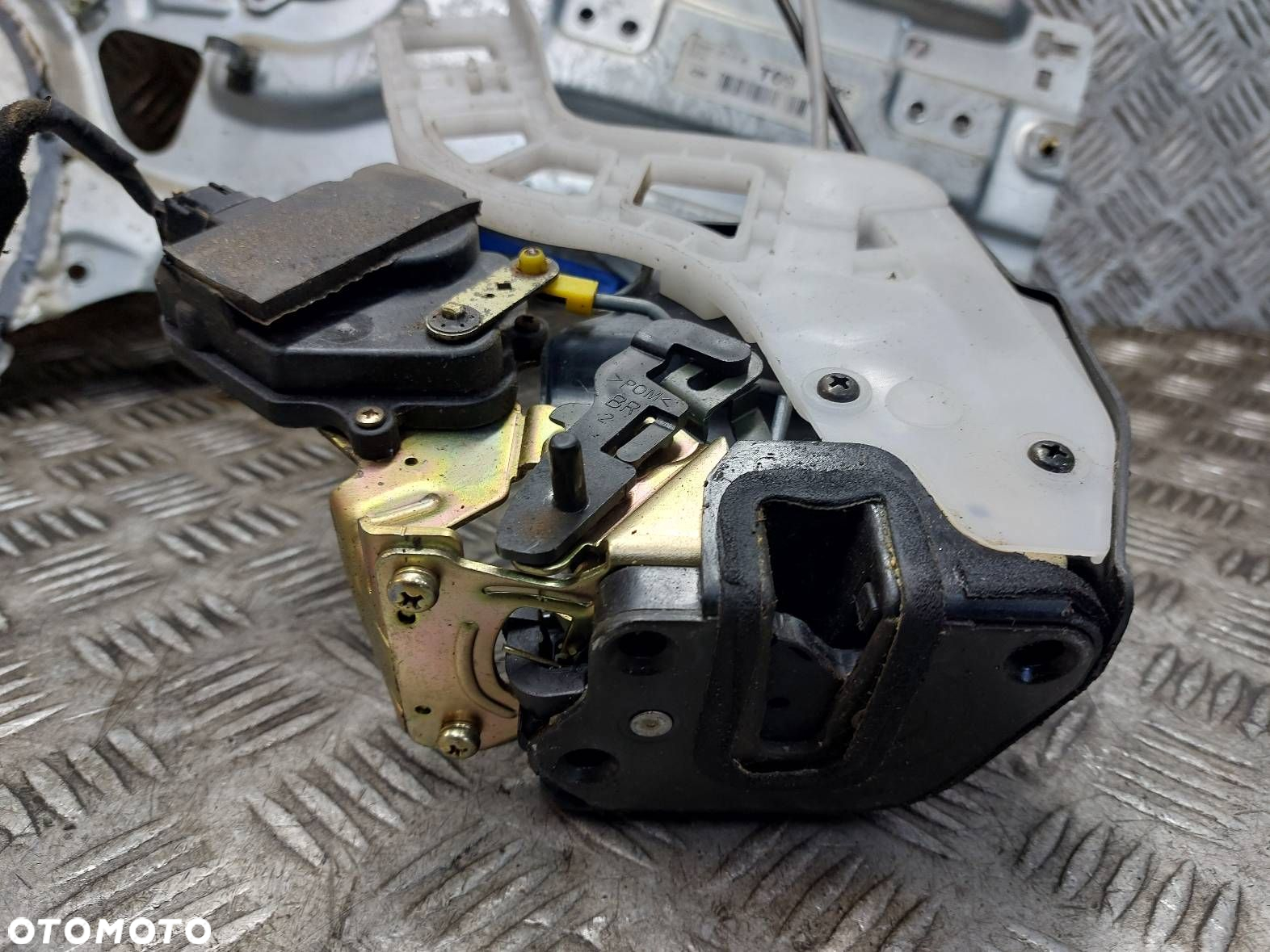 MECHANIZM PODNOŚNIK SZYBY PRAWY TYŁ ELEKTRYCZNY + ZAMEK SPORTAGE II - 4