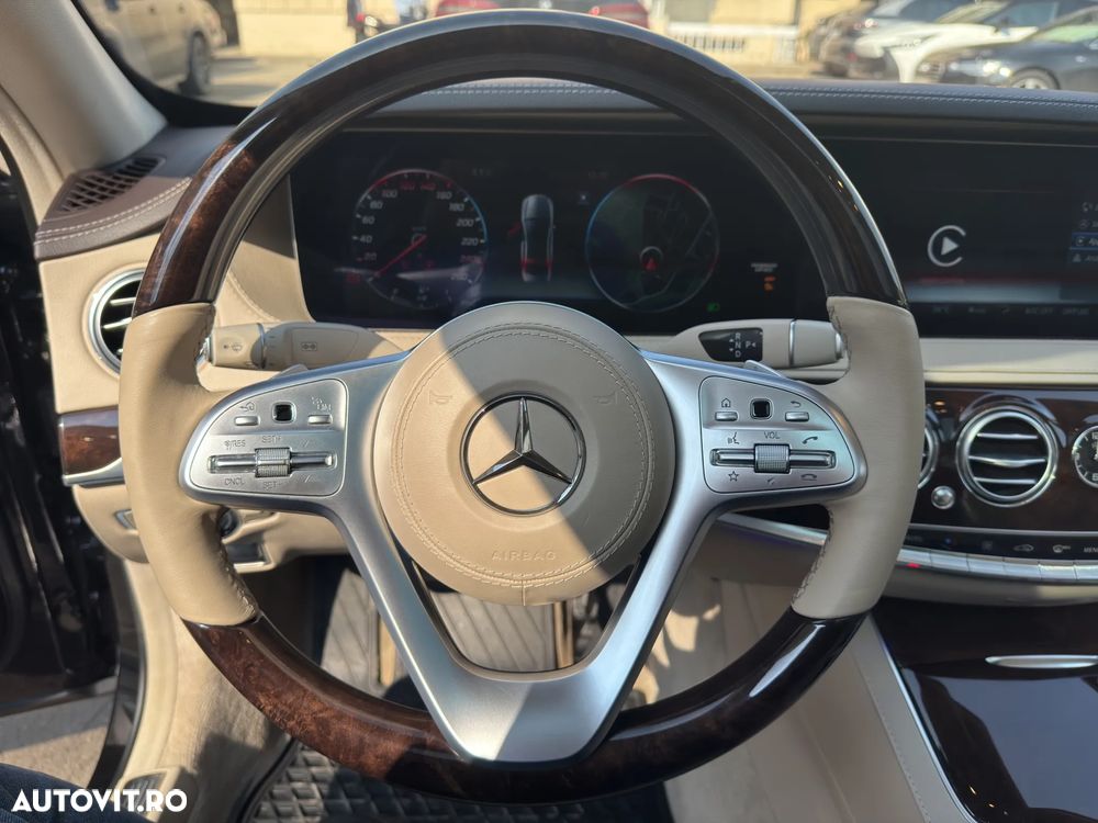 Mercedes-Benz S 560 4MATIC Long Aut. - 34