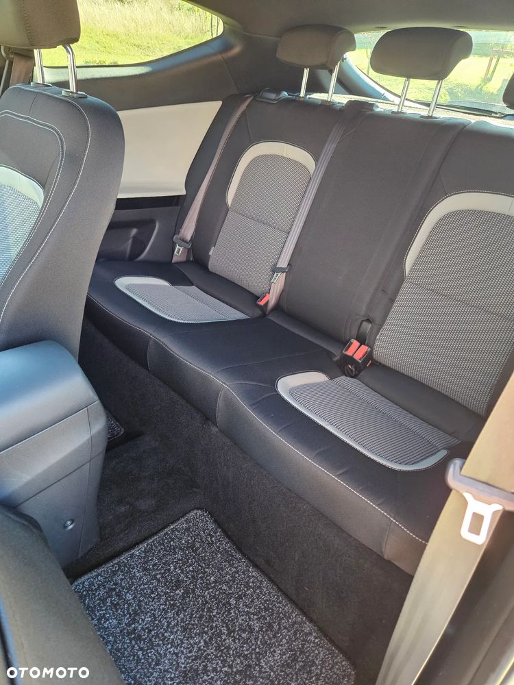 Kia Ceed 1.6 GDI Business Line - 21