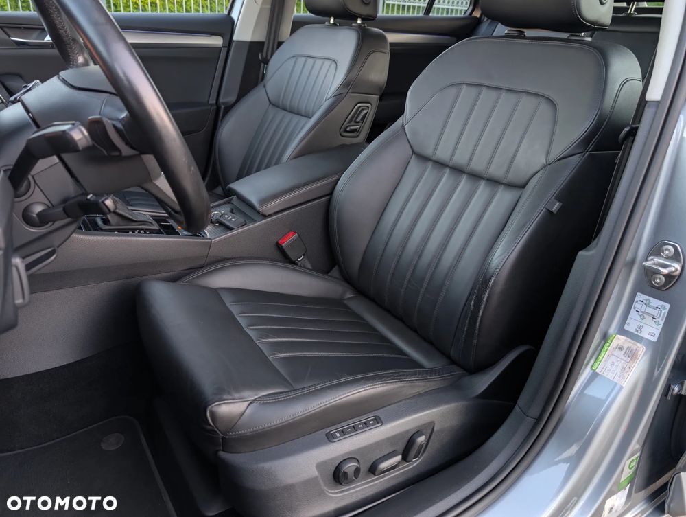 Skoda Superb 2.0 TDI DSG Style - 23