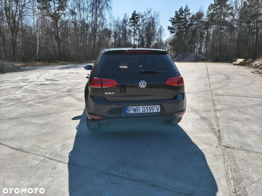Volkswagen Golf 1.6 TDI Comfortline - 6