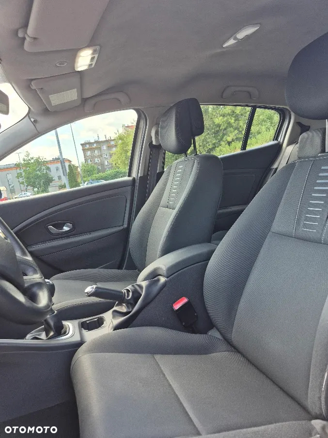 Renault Megane 1.6 16V Dynamique Euro5 - 12