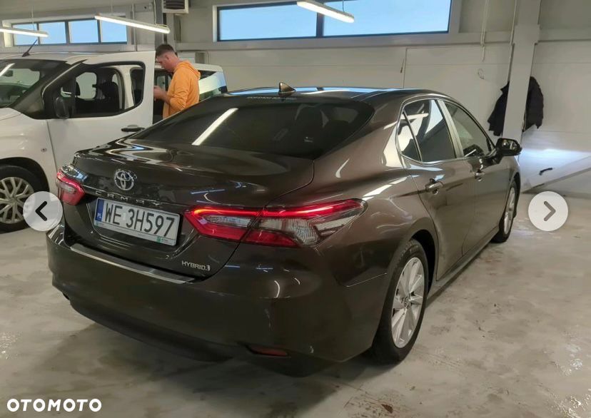 Toyota Camry 2.5 Hybrid Comfort CVT - 8