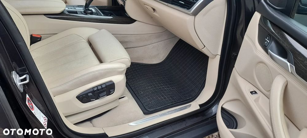 BMW X5 xDrive30d Sport-Aut - 14