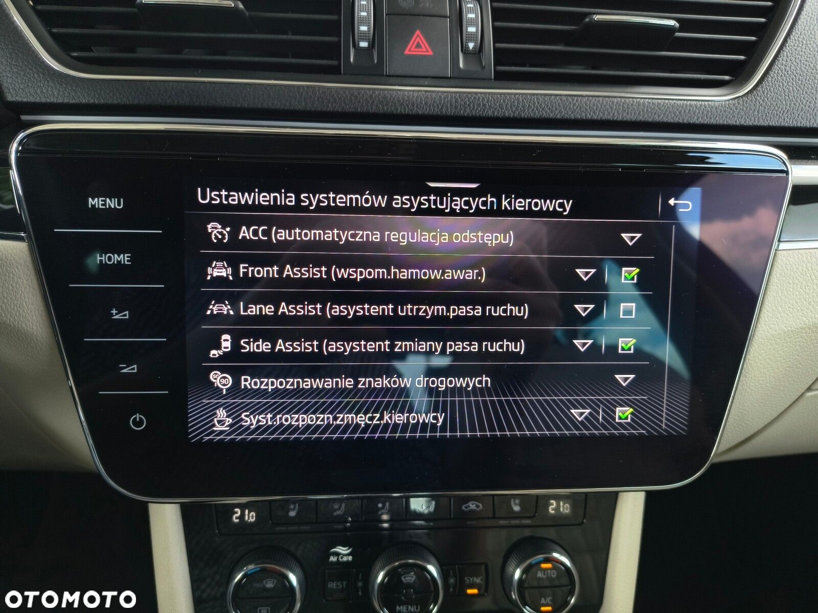 Skoda Superb 2.0 TDI SCR L&K DSG - 37