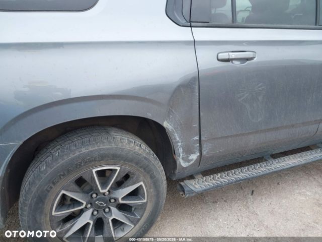Chevrolet Suburban - 8