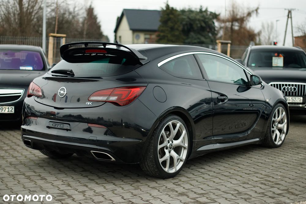 Opel Astra OPC Start/Stop - 16