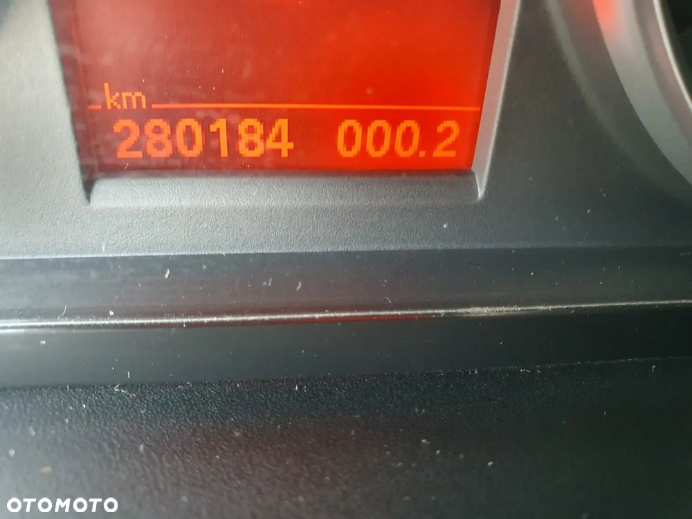 BMW Seria 3 - 9