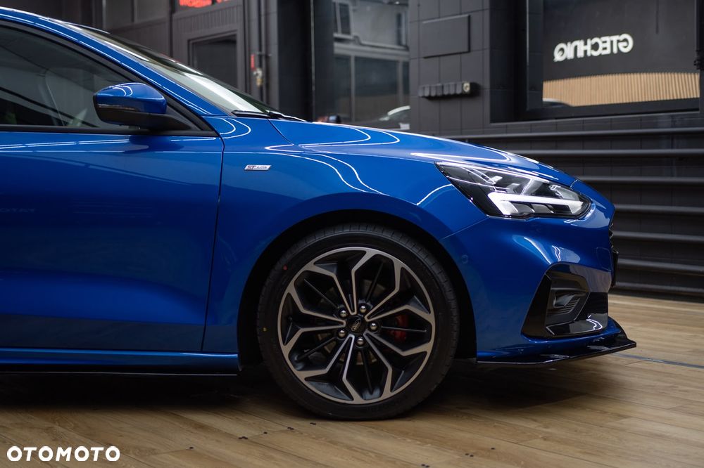 Ford Focus - 31