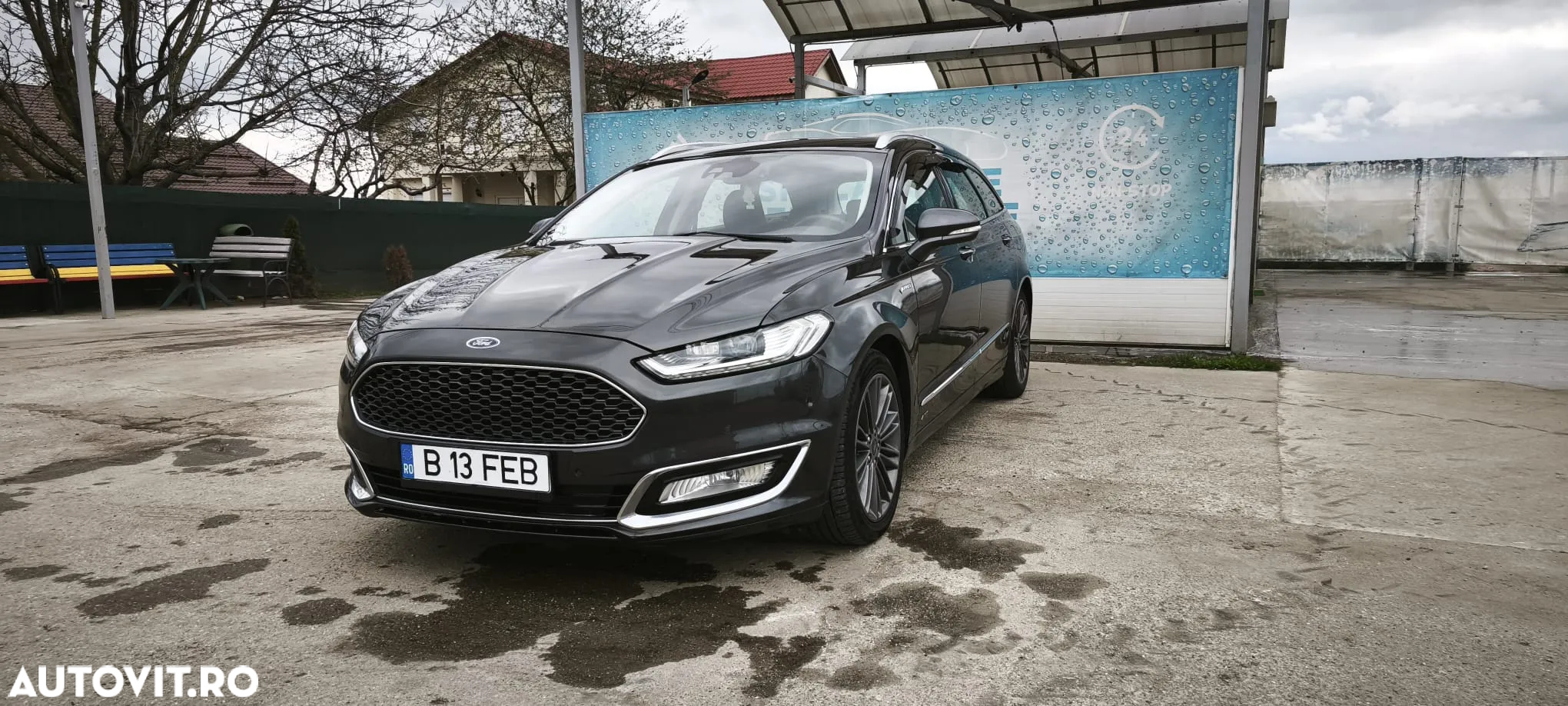 Ford Mondeo Vignale 2.0 TDCi Powershift AWD - 2