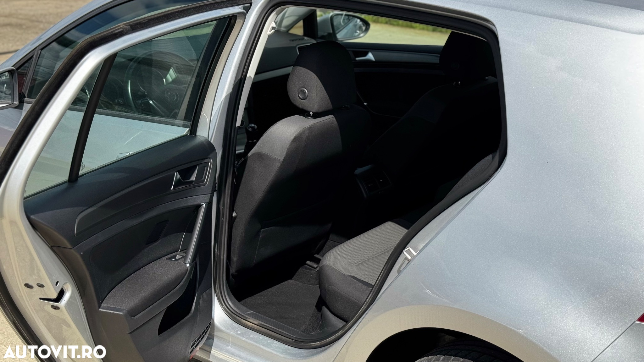Volkswagen Golf 1.2 TSI Trendline - 9