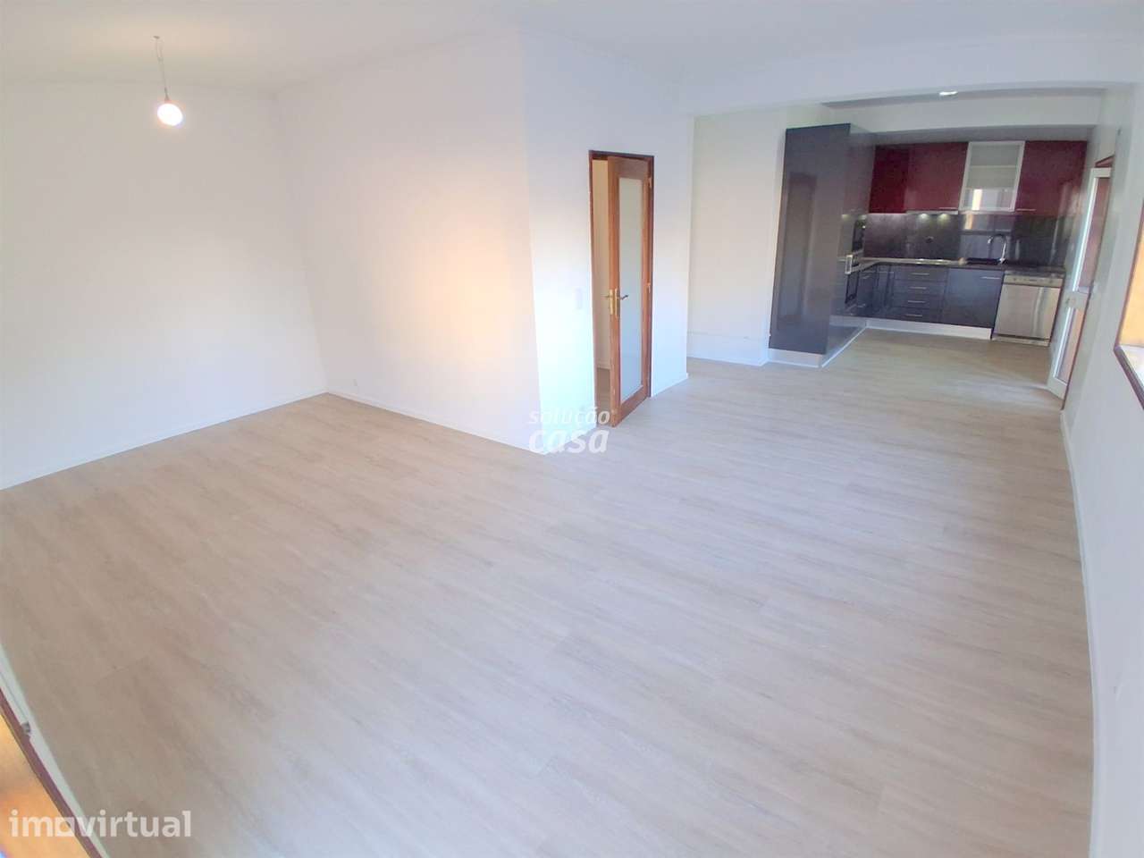 Apartamento T2 com Lugar de Garagem, localizado a 600 metros do Metro! - Grande imagem: 5/20