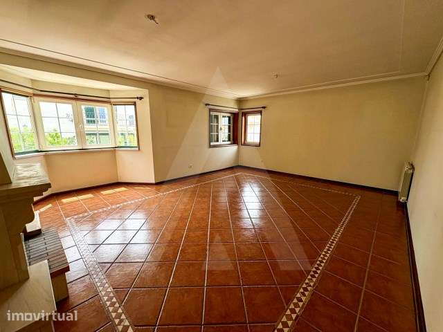 Apartamento T3 implex com garagem fechada em São Bernardo - Grande imagem: 4/21