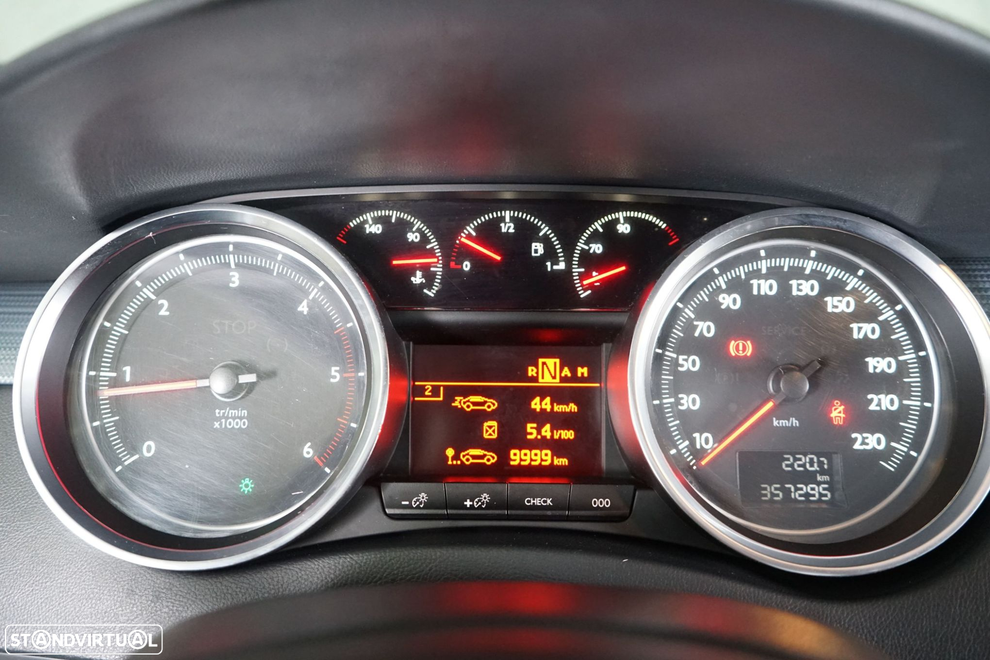 Peugeot 508 SW 1.6 e-HDi Allure CMP6 - 26