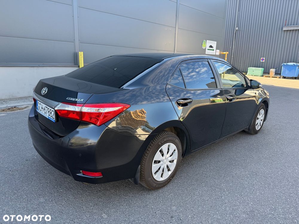 Toyota Corolla 1.6 Active EU6 - 3