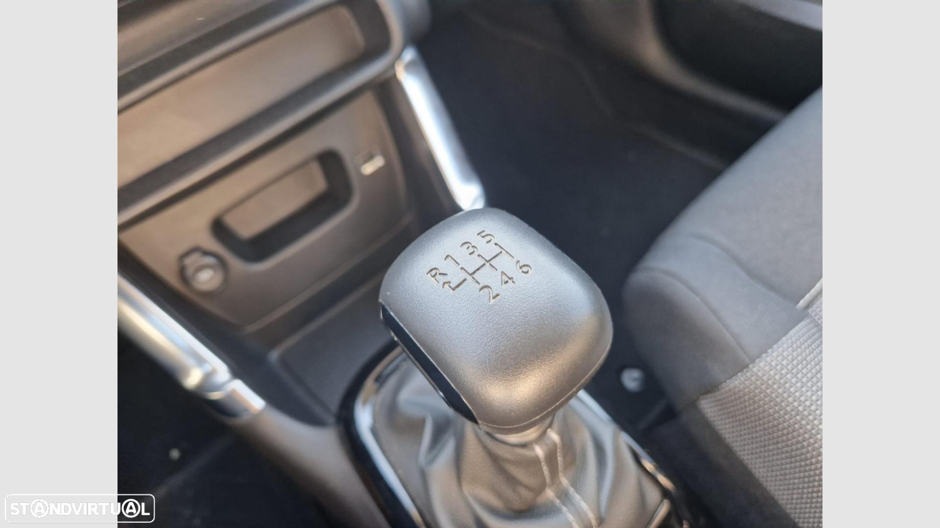Citroën C3 Aircross 1.2 PureTech Plus - 17