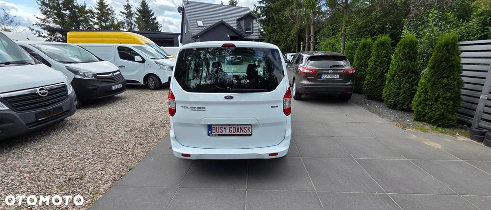 Ford Tourneo Courier 1.0 EcoBoost Ambiente - 4
