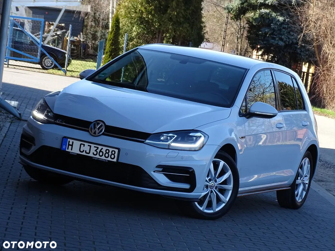 Volkswagen Golf - 4