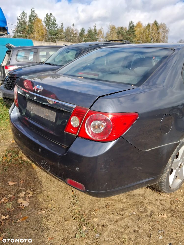 Chevrolet Epica zderzak tylni 88U - 4