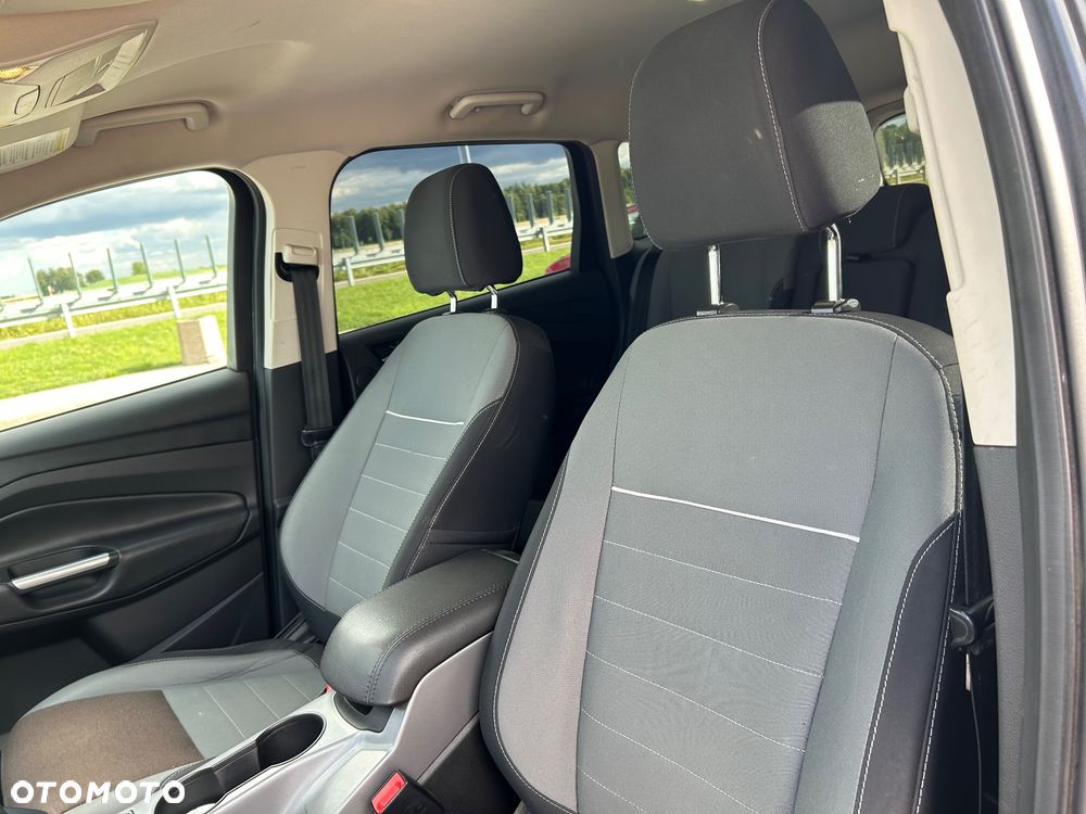 Ford Escape 2.0 EcoBoost FWD Titanium - 17