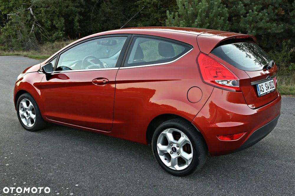 Ford Fiesta 1.4 Champ - 26