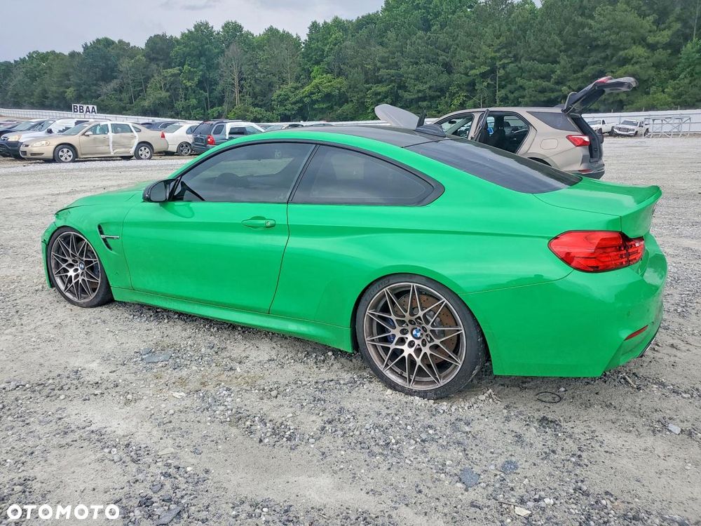 BMW M4 - 4