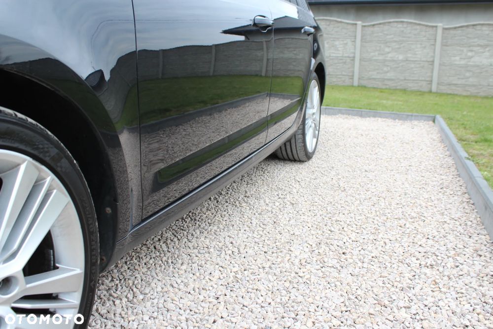 Skoda Octavia 2.0 TDI RS - 16