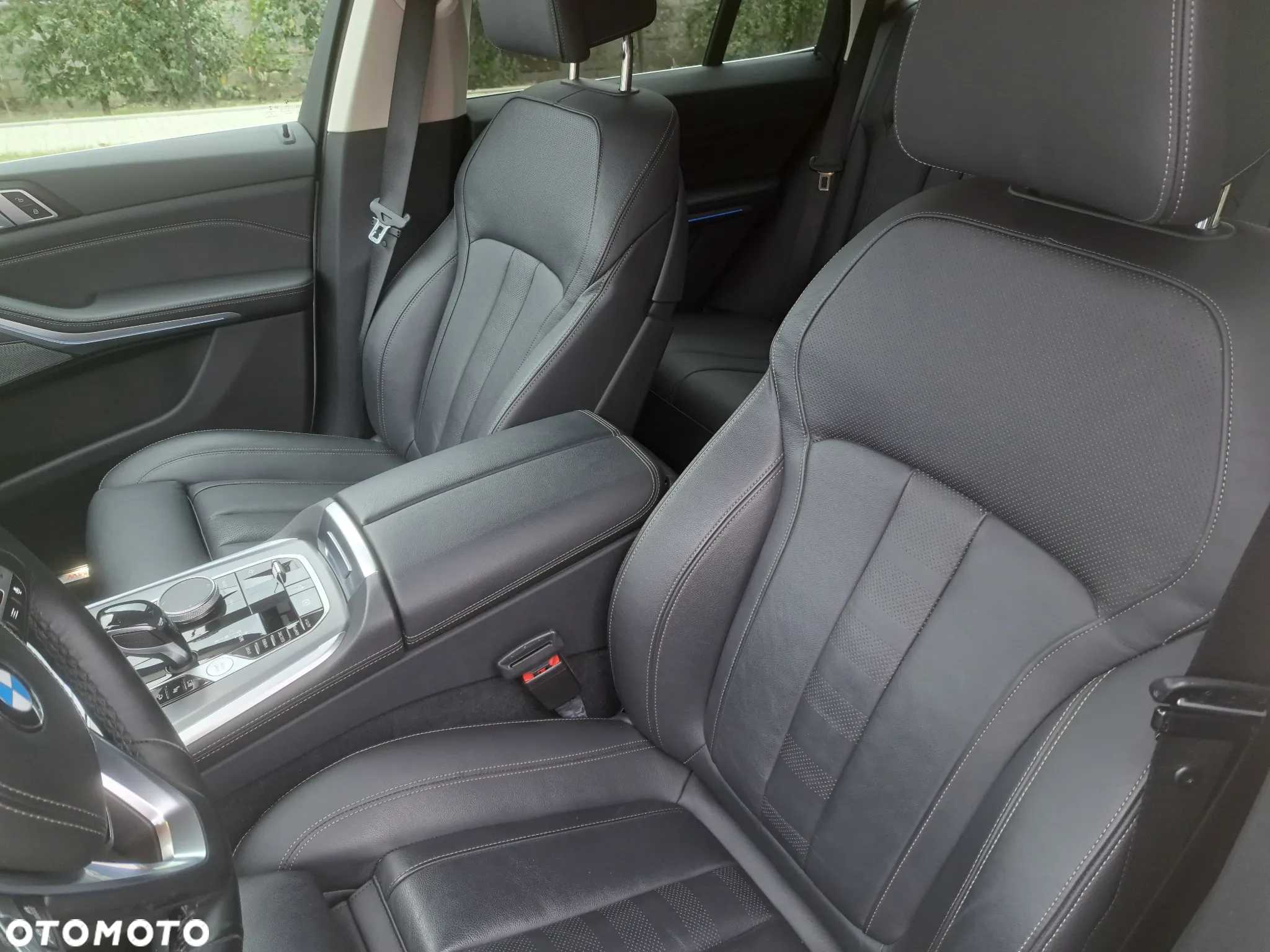 BMW X5 xDrive45e - 12
