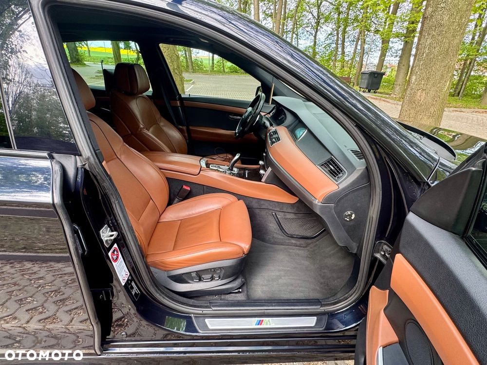 BMW 5GT - 11