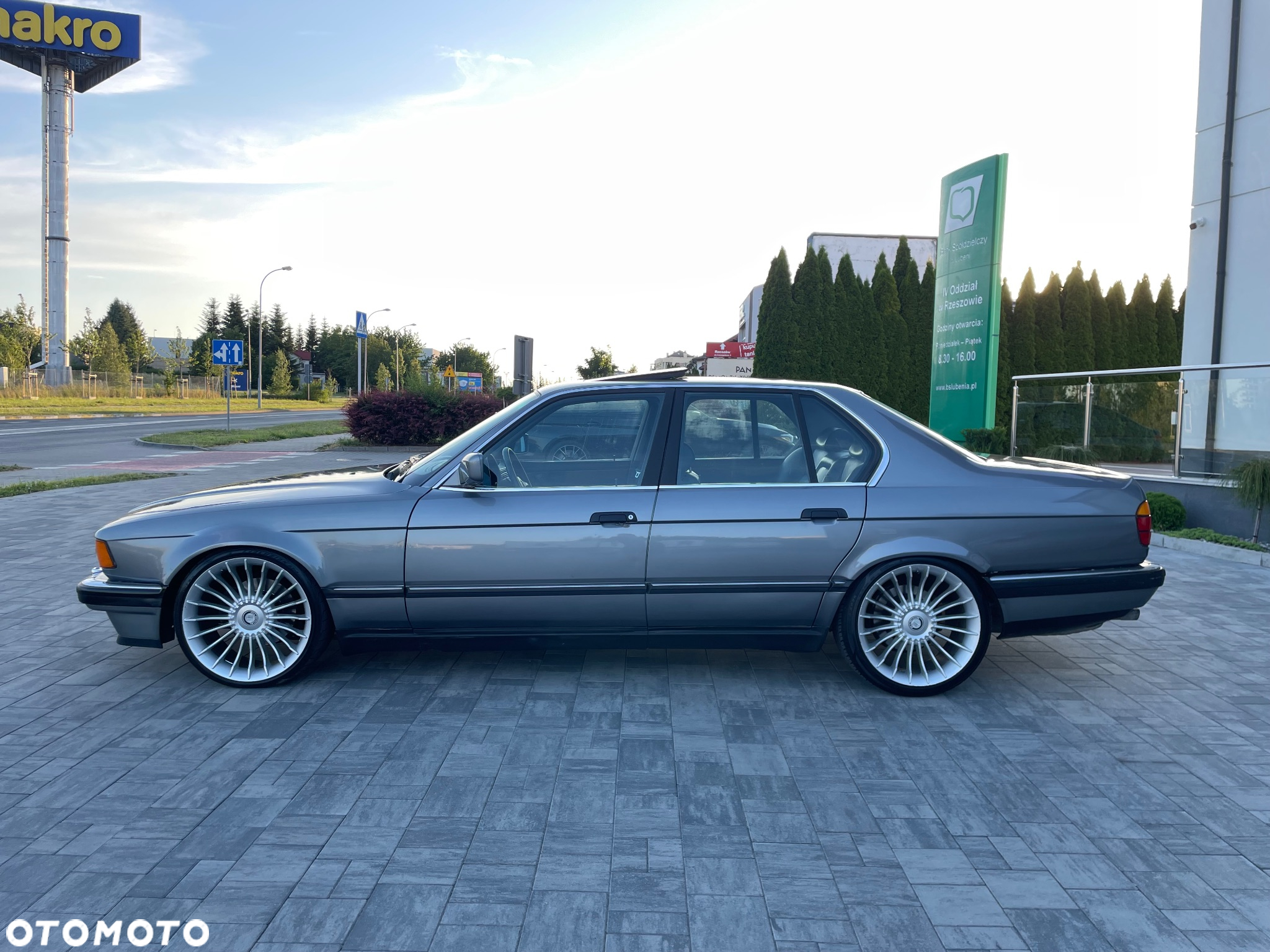 BMW Seria 7 - 20