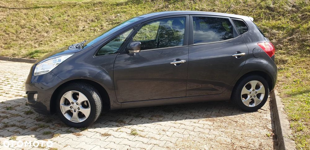 Kia Venga 1.6 Business Line - 11