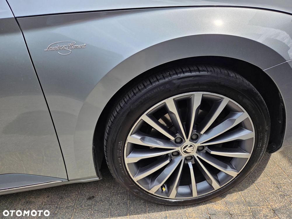 Skoda Superb 2.0 TDI L&K DSG - 12