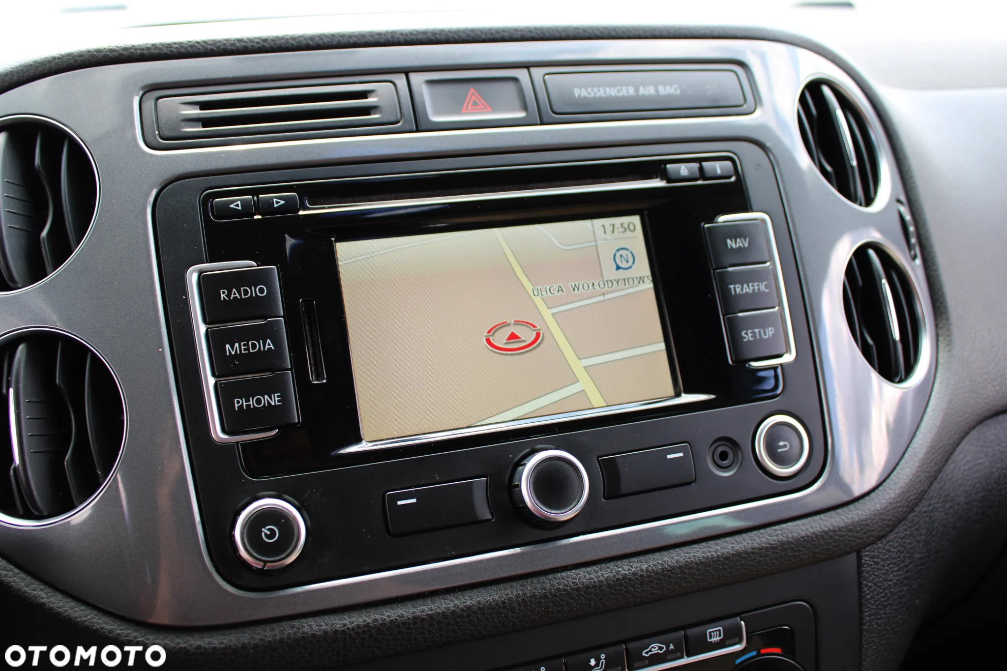 Volkswagen Tiguan - 20
