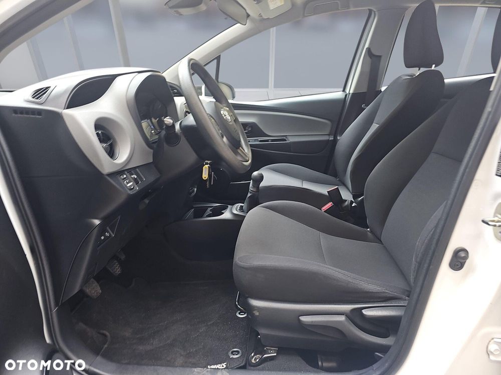 Toyota Yaris 1.0 Active - 12