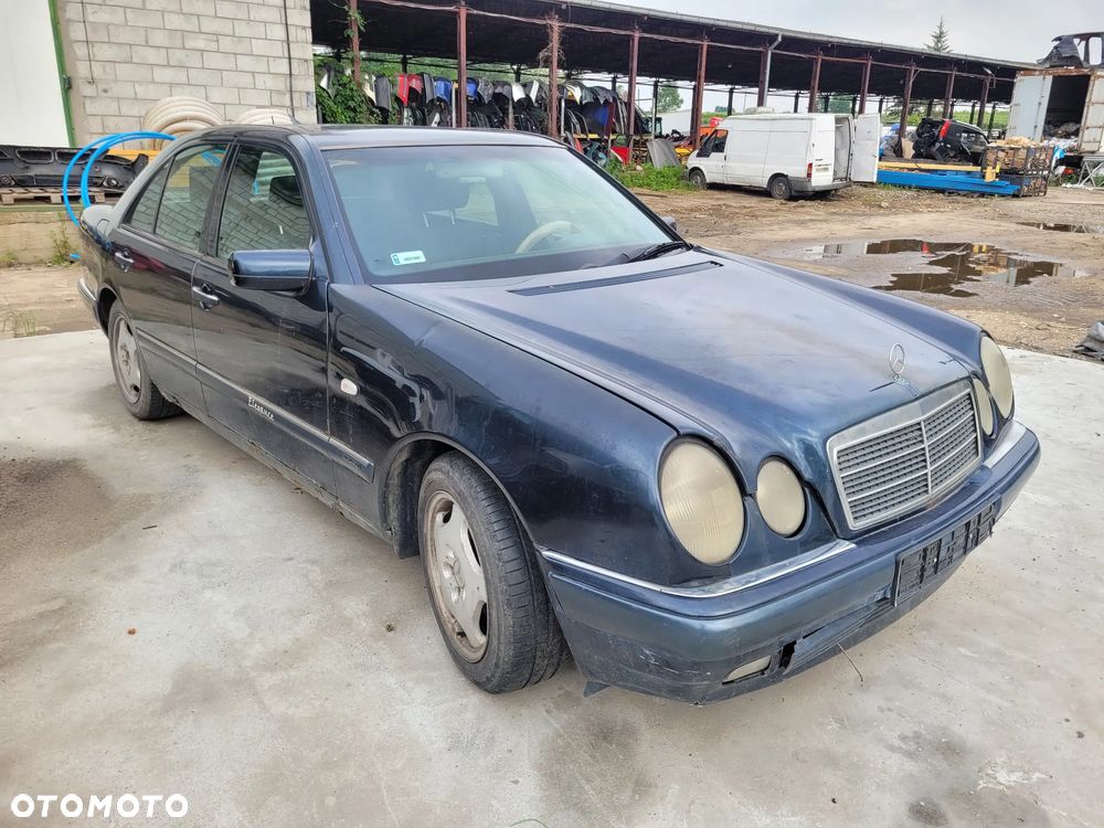 MERCEDES W210 189U maska pokrywa silnika klapa bagażnika zderzak lampa reflektor pas przedni stop lampy halogeny - 2