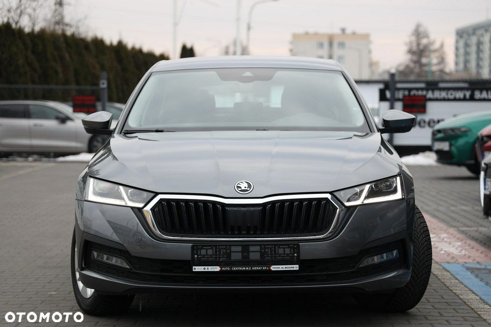 Skoda Octavia - 3