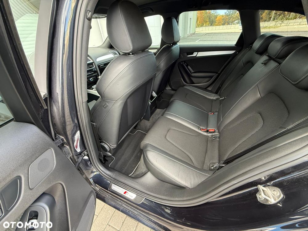 Audi A4 Avant 2.0 TDI DPF Ambiente - 13