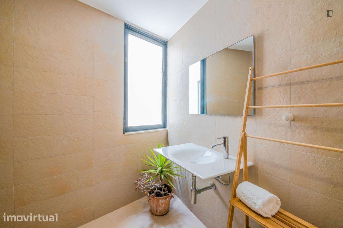 Casa com 4 quartos - localizado em Viana do castelo - Grande imagem: 3/49