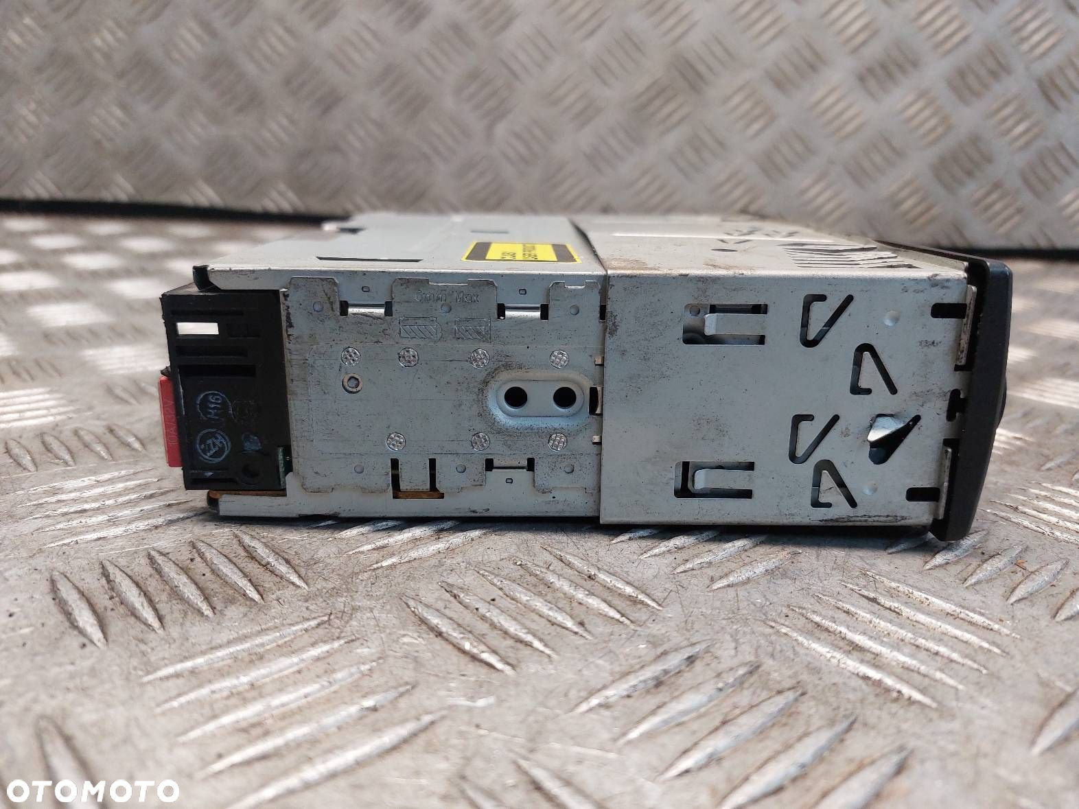 RADIO ODTWARZACZ I FL BLAUPUNKT ESSEN MP35 - 5