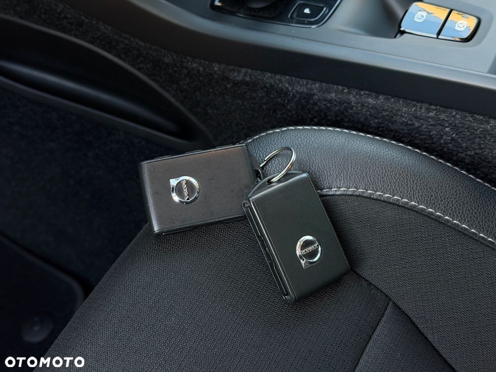 Volvo XC 40 D3 Geartronic Momentum Core - 19