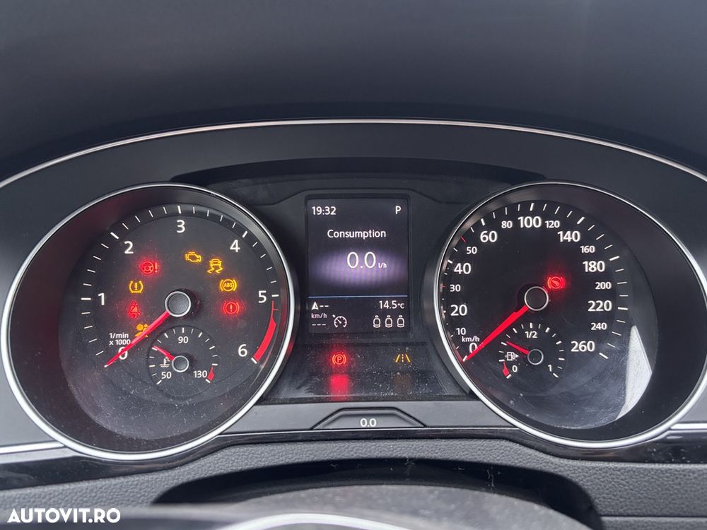 Volkswagen Passat - 18
